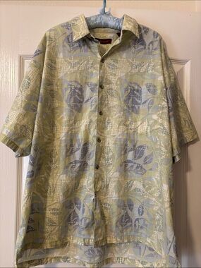 Tori Richard Tropical Leaf Button-Up Shirt in Light Green & Pale Blue size xl